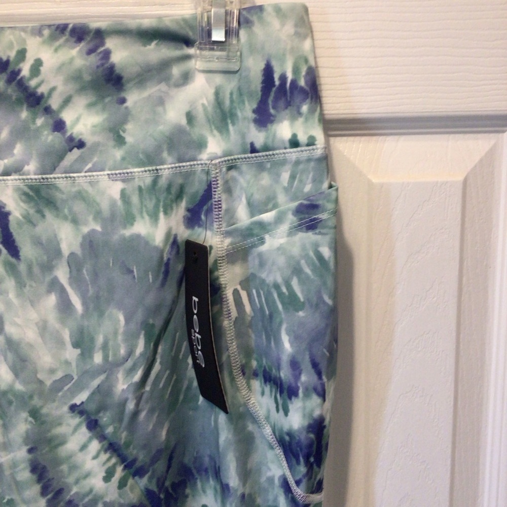 Bebe Sport Womens Plus Size Blue Tie Dye Print 9” High Rise Biker Shorts - Picture 2 of 6